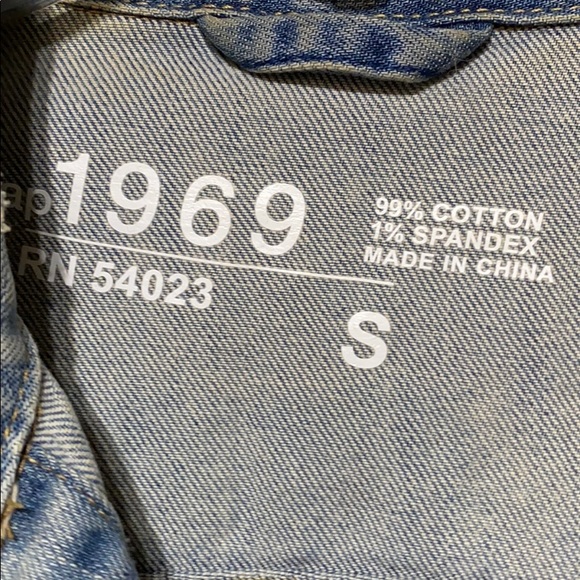 Gap denim jacket - Picture 2 of 3